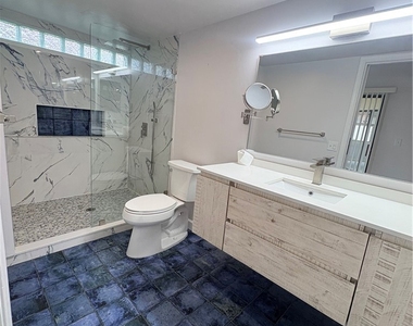 47 Bennington Drive - Photo Thumbnail 10