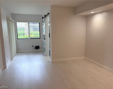 47 Bennington Drive - Photo Thumbnail 11