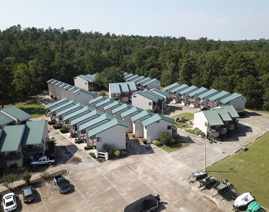 501 Bass Boat Village Village - Photo Thumbnail 20