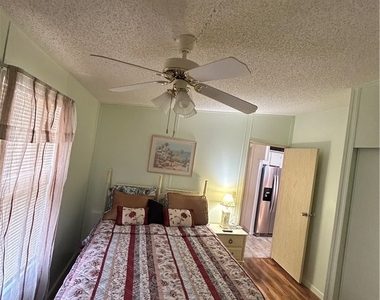571 Sunrise Lane - Photo Thumbnail 13