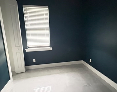 4306 Nw 32nd Lane - Photo Thumbnail 8
