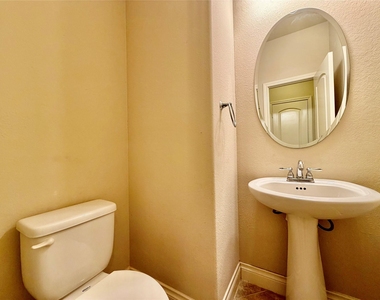 4103 Pebble Heights Lane - Photo Thumbnail 7