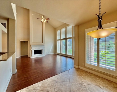 4103 Pebble Heights Lane - Photo Thumbnail 9
