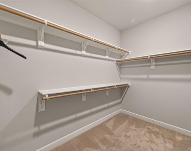 8522 Belfast Manor Ln - Photo Thumbnail 46
