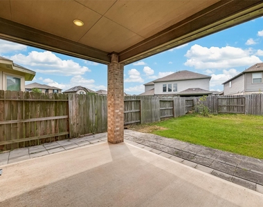 8522 Belfast Manor Ln - Photo Thumbnail 47