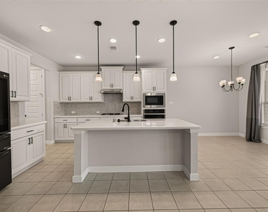 8522 Belfast Manor Ln - Photo Thumbnail 21