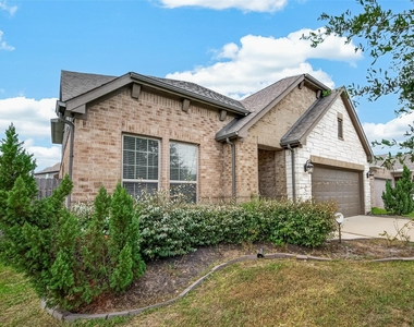 8522 Belfast Manor Ln - Photo Thumbnail 2