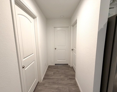 24215 Oriole Summit Drive - Photo Thumbnail 7
