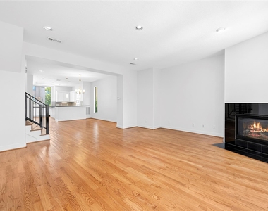 4320 Blossom Street - Photo Thumbnail 23