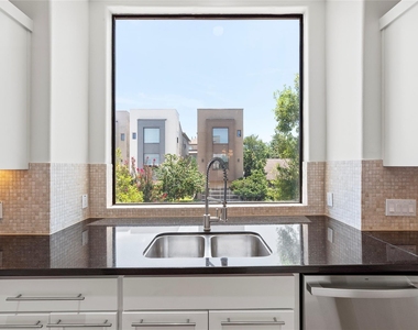 4320 Blossom Street - Photo Thumbnail 14