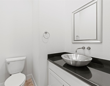4320 Blossom Street - Photo Thumbnail 10