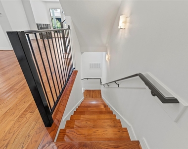 4320 Blossom Street - Photo Thumbnail 9