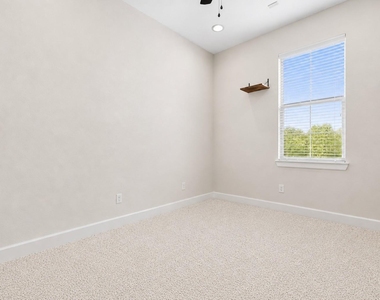 4007 Beacon Fisher Drive - Photo Thumbnail 32