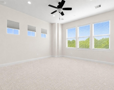 4007 Beacon Fisher Drive - Photo Thumbnail 36