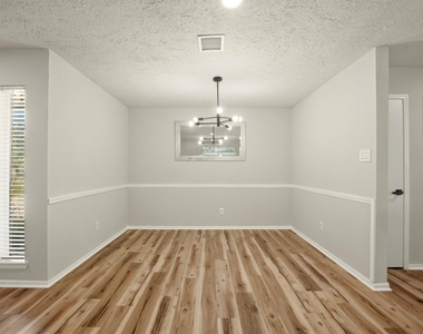 22603 Deville Drive - Photo Thumbnail 7