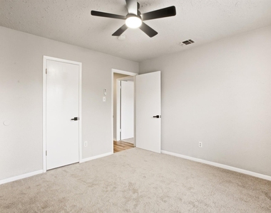 22603 Deville Drive - Photo Thumbnail 24