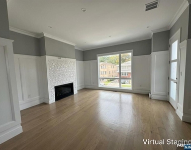 336 A Highland - Photo Thumbnail 1