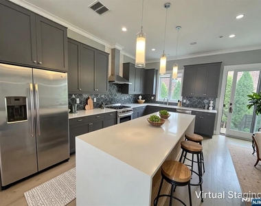336 A Highland - Photo Thumbnail 7