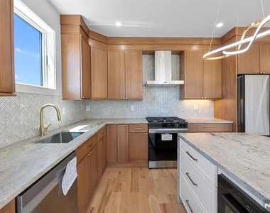 849 Pleasantview - Photo Thumbnail 1