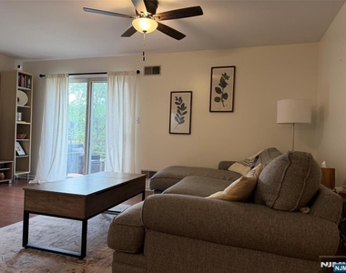 321 Ringwood - Photo Thumbnail 6
