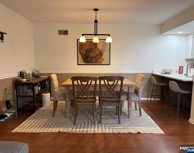 321 Ringwood - Photo Thumbnail 3