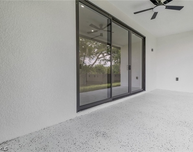 3307 E 17th Street - Photo Thumbnail 16