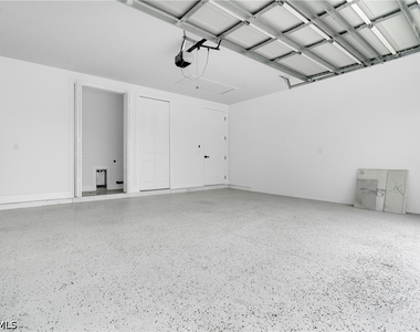 3307 E 17th Street - Photo Thumbnail 14