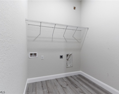 923 Milwaukee Boulevard - Photo Thumbnail 27