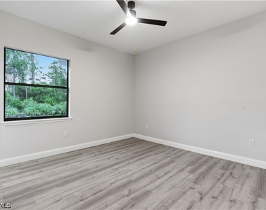 923 Milwaukee Boulevard - Photo Thumbnail 20