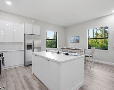 923 Milwaukee Boulevard - Photo Thumbnail 11