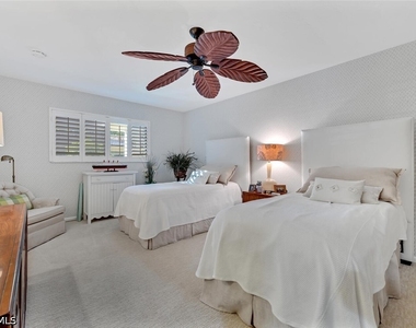 5950 Pelican Bay Boulevard - Photo Thumbnail 12