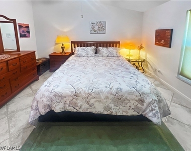 6046 Westbourgh Drive - Photo Thumbnail 26