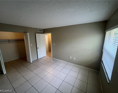 1915 Braman Avenue - Photo Thumbnail 6