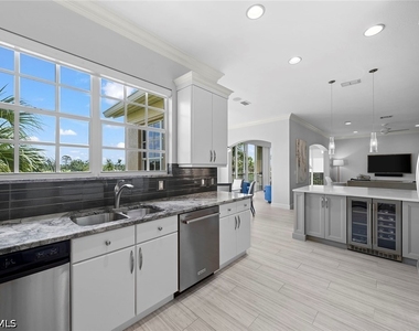 26871 Wyndhurst Court - Photo Thumbnail 7