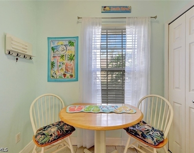 3245 Cypress Glen Way - Photo Thumbnail 14