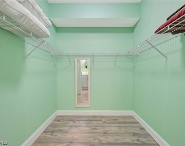 3245 Cypress Glen Way - Photo Thumbnail 21