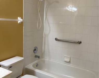 184 Lady Palm Drive - Photo Thumbnail 13