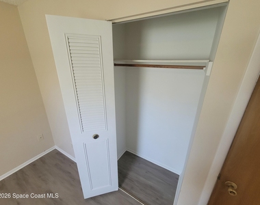 782 Simon Street Se - Photo Thumbnail 40
