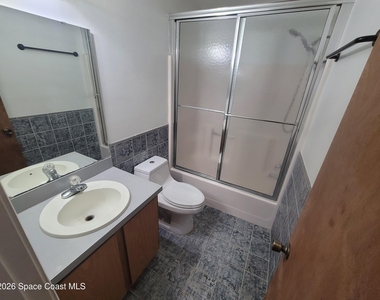 782 Simon Street Se - Photo Thumbnail 30
