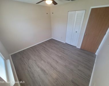 782 Simon Street Se - Photo Thumbnail 38