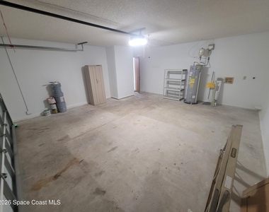 782 Simon Street Se - Photo Thumbnail 13