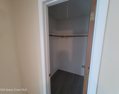 782 Simon Street Se - Photo Thumbnail 21