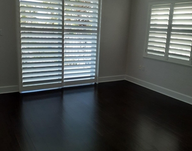 806 Mystic Drive - Photo Thumbnail 21