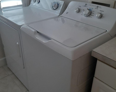 806 Mystic Drive - Photo Thumbnail 38