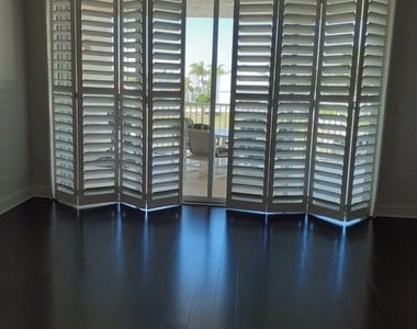 806 Mystic Drive - Photo Thumbnail 16
