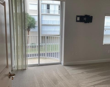 806 Mystic Drive - Photo Thumbnail 28