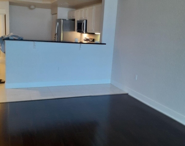 806 Mystic Drive - Photo Thumbnail 17