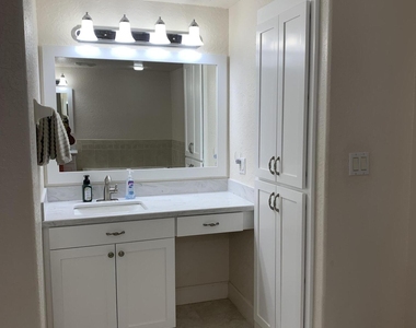 806 Mystic Drive - Photo Thumbnail 24