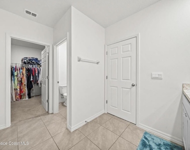 1401 Mcfarland Drive - Photo Thumbnail 13