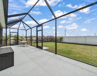 1401 Mcfarland Drive - Photo Thumbnail 22